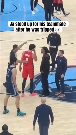Ja Morant exchanged words with Avdija 😳