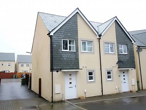 New instruction - Roborough £174,950 This well presented modern semi-detached home is location within the popular residential location of Roborough. Internally the property offers a lovely spacious living room incorporating the kitchen, lounge and dining areas. There are two good sized double bedrooms, bathroom and a downstairs cloakroom. Externally the property has a west facing and enclosed garden along with an allocated parking space. Further benefits include PVCu double glazing, gas central 