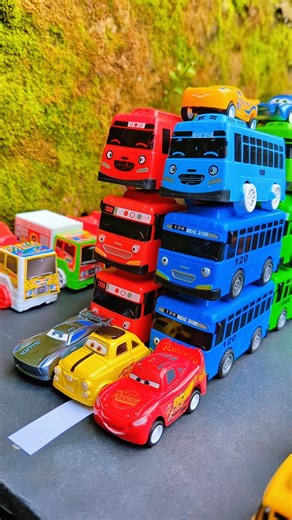 Tayo the litlle bus, Lightning McQueen, Buses, Bus tayo, cars disney #shorts #mcqueen #tayo #cars