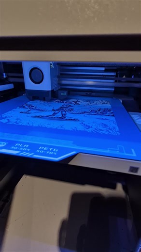 3D Printing the Legend of Zelda Hueforge plate | The Best Legend Ever! In this video, I’m creating a Legend of Zelda Hueforge plate in black and white, giving it a bold, high-contrast look. This unique 3D-printed design uses depth and shading to bring the magic of Hyrule to life without the need for color—just pure detail and style. Truly, the best legend ever! Watch as the plate takes shape layer by layer, transforming filament into a striking Zelda-inspired piece. What should I create next? Le