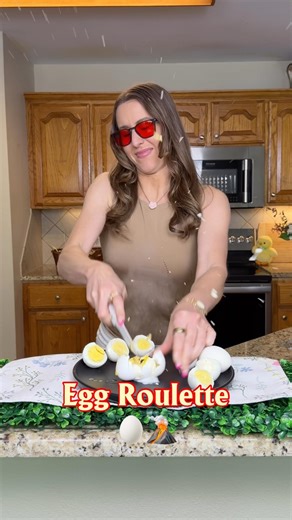 EGG ROULETTE 😰🥚🌋 A fun family and friends Easter game! #eastergames #easterfun