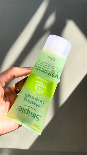 Simple face wash reviews 🎀❤️#simplefacewash #skincare #budget #viral #trendingshorts
