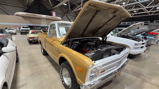S18 - 1968 Chevrolet C10 Custom Pickup