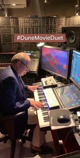 ✨Hans Zimmer playing Paul's Dream from the Dune soundtrack.🫶💫