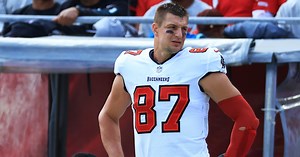 NFL insider responds to rumors of potential Rob Gronkowski return