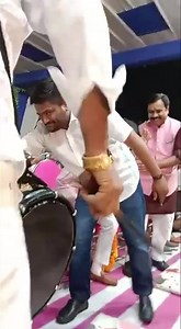 Last night Dayro patdi full moj Chand Suraj Jodi with me and thx to Nausad BHAI lakha BHAI and Hardik BHAI and patdi friends and all friends 💐🙏🏻👌👌👌 | Farida Mir