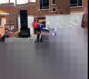 1.6M views · 99K reactions | Padre de familia del colegio "San Felipe" asombra bailando clásicos, festejando el "Día del padre". | Contraparte | Facebook