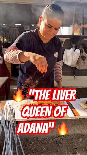 🔥 She Makes the BEST Liver Wrap in Adana! | Turkish Street Food Master 🇹🇷