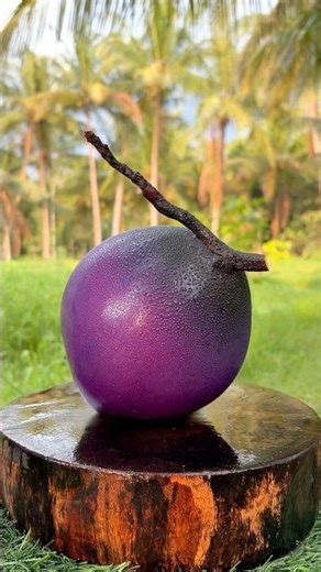Don’t scroll… look at this coconut cutting!🥥 #shorts