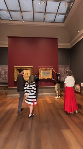 For the very first time, Claude Monet’s “Impression, Sunrise”—the painting that gave the impressionist movement its name—is now in the United States. After a journey of over 3,000 miles from Paris, it’s now arrived in our West Building, just in time for the opening of our new exhibition: #Paris1874. Starting this Sunday, see a painting that altered the course of art history. Plan your visit ➡️ https://bit.ly/4g0BTwi __ Claude Monet, “Impression, Sunrise," Musée Marmottan Monet, Paris, gift of Eu