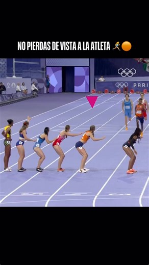 Juegos Olímpicos on Instagram: "Los 🔟 videos más vistos de 2025. 🌟 #1 - ¡EL ESPRINT FINAL ES INCREÍBLE! 🏃‍♀️ La neerlandesa Femke Bol comenzó en cuarto lugar su tramo de los 400m de relevos mixtos. No se dio por vencida y logró lo que parecía imposible. 🥇🇳🇱 #JuegosOlímpicos"