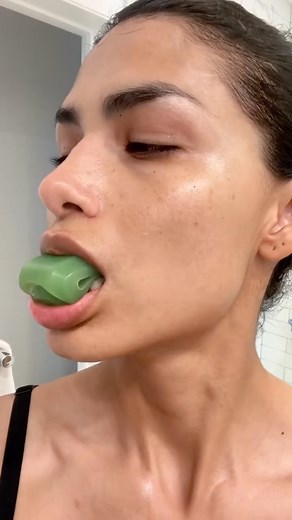 8.9K views · 33 reactions | Step number 1 to contouring/chiseling your jawline= JAWZRSIZE! • • • • • • • • • #jawline #jawrecovery #fatloss #facialfitness #jawzrsize #tmj #tmjdisorder #jawexercise #necklift #facelift #skintightening #jawlinefiller #jawlinecontouring | Jawzrsize | Facebook