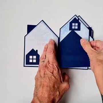 25 10 17 Crealies House shaped mini album by Nicole