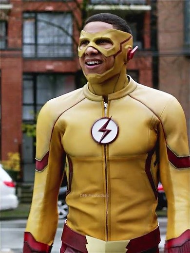The Flash and Kid Flash become equally fast #theflash