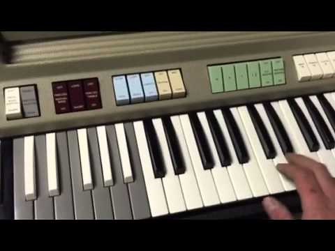 1967 Farfisa compact deluxe combo organ