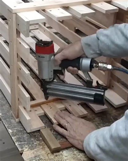 217K views · 281 reactions | Pallet Wood Project Trash Can with Foot Opening Mechanism | DIY & Crafts | Facebook