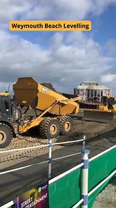 📣 Weymouth Beach Levelling We made good progress on Monday and Tuesday. Today's weather conditions have been slightly more challenging, although the work continues to take place on the beach. Due to the conditions, we will be extending the work into the weekend and will provide a further update on when the beach will reopen. #weymouthbeachlevelling #weymouthbeach #essentialworks #weymouthtowncouncil | Weymouth Town Council