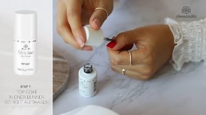 alessandro Striplac Pro Starter Kit – UV-Nagellack Set – Für eine professionelle und schonende Maniküre in 15 Minuten – Vegan und tierversuchsfrei – Inkl. LED-Lampe