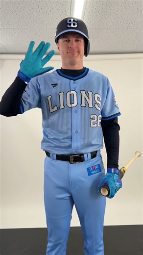 【超お似合い！】選手たちが「ライオンズサマーブルーユニフォーム」を着て撮影！