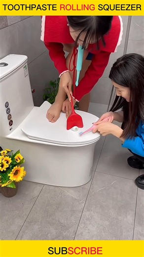 Toothpaste Rolling Squeezer 🔥