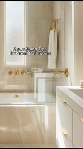 Small bathroom remodeling tips 🚿 #homeimprovement #smallbathrooms #bathroomremodeling #remodelingtips #home | HomeBuddy.com