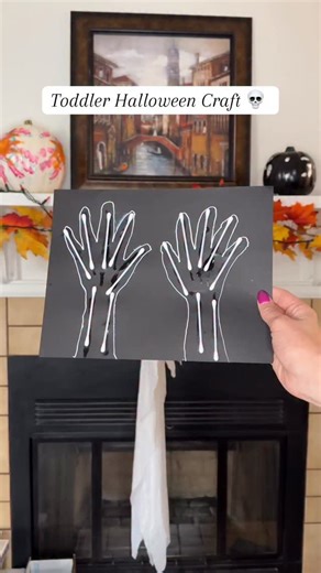 Elizabeth Anna | A fun skeleton themed Halloween craft for my toddler! Here’s what we used: Black Construction Paper White marker Clear Glue Q tips... | Instagram