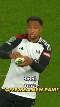 When his shoe broke in the middle of the match. #football #shorts