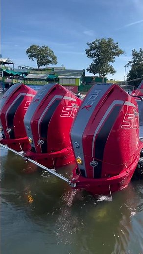 Crazy looking Trifecta Pontoon powered by x3 Mercury 500Rs, offered by Horizon Motor Sports Marine!