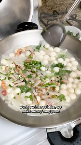 Winter solstice is coming up, which means it’s time for Mama Lin’s savory tong yoon (glutinous rice balls)! I look forward to eating it every year 🤤 Comment “recipe please” if you want the recipe DM’ed to you. The link is also in my profile! My mom usually freestyles the cooking process, like you see in the video, while I ALWAYS cook from a recipe. Maybe I’ll freestyle like she does in a few decades’ time ☺️ https://healthynibblesandbits.com/savory-tang-yuan/ #wintersolstice #comfortfood #chine