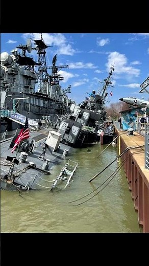 USS The Sullivans (DD-537) #history #ww2