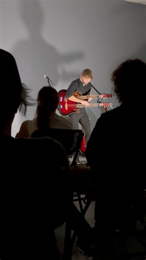 Awesome #houseconcert last night put on by the Mallory, Snapp and Bennett families. They always pack the house! | Mark Kroos - Acoustic Guitarist