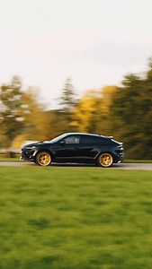 31K views · 1.1K reactions | Probably the best sounding Lamborghini Urus SE’s out there! Full exhaust video is up on our official YouTube channel. The Novitec Lamborghini Urus SE Esteso is our widebody version of the current Urus Platform. … #novitec #lamborghini #urus #v8 #suv | NOVITEC GROUP | Facebook