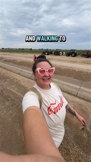 Allison on Instagram: "Today's grocery haul cosplaying as a skinny queen 💁🏻‍♀️ message me step for the direct link to my stepbet! #groceries #steps #exercise #stepbet"
