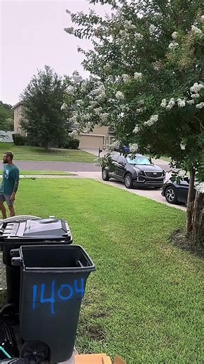 What is he doing??? #neighbor #wth #hoa #fypシ゚viralシfypシ゚viralシalシ#viralreelschallenge#viralchallenge | Hoa guy .Extra