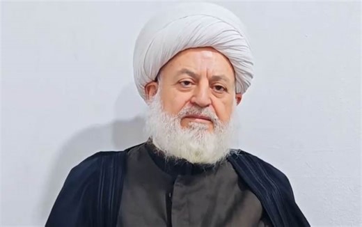 Syria’s prominent Alawite leader calls for mass protests