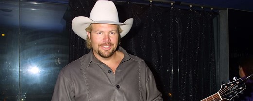 4 Country Songs From 2001 That Every Party Playlist Needs