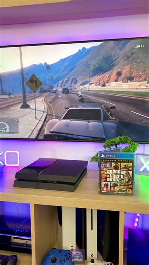 GTA 5 on PS4 - Grand Theft Auto 5 - Playstation 4