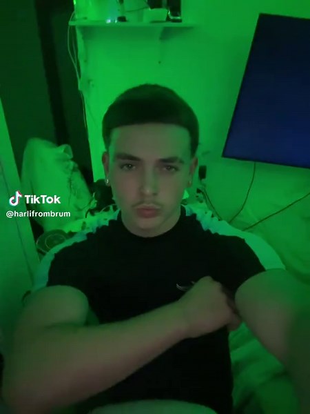 Awkward Arm Position and Funny Faces