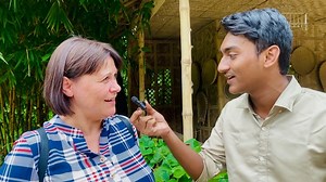 688K views · 10K reactions | কিভাবে ইংরেজিতে বিদেশীদের সাথে কথা বলবেন-Real life English conversion with a foreign tourist | RDM English School | Facebook