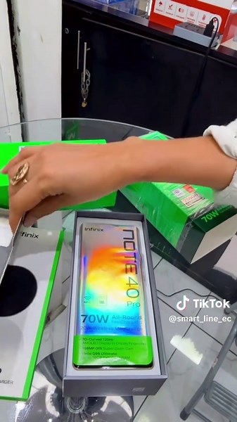 Infinix Note 40 Pro Review and Unboxing