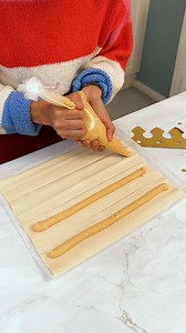 234K views · 920 reactions | King cake with snail | Chefclub Network Kids | Facebook