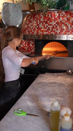 Tip: 12 How to turn pizza in the oven