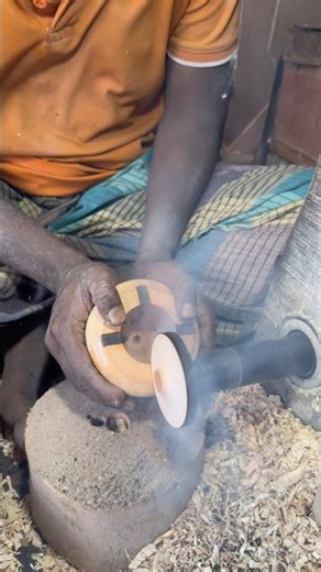 Amazing Technique of Crafting a Handmade Ashtray from a Solid Cut 🪵#viral #short
