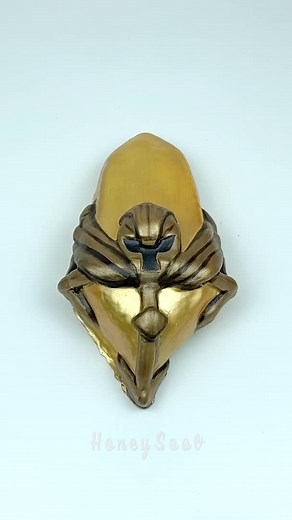 Satisfying ASMR Clay Cracking with Shard from Raid Shadow Legends