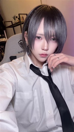 あむ君の花粉症とタトゥーについて