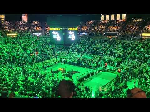 Michigan State's alma mater was played before the two schools tipped off in Ann Arbor ❤️