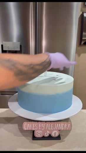 7.4K views · 143 reactions | #blueycake #cakedecorating #bluey #bingo | Cakes by Alejandra | Facebook