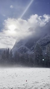 59K views · 5.4K reactions | ❄️ Fresh snow magic in Yosemite Valley this morning ❄️ | Yosemite | Facebook