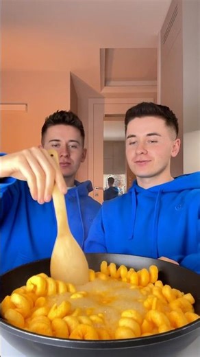 Wow, it’s real Cheetos Cheese Ramen! 🧀🍜🧡