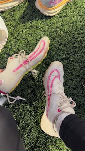 Friendswood HS Track & Field on Instagram: "Morning practice vlog!!! 🏃‍♀️#track #friendswood #practice"